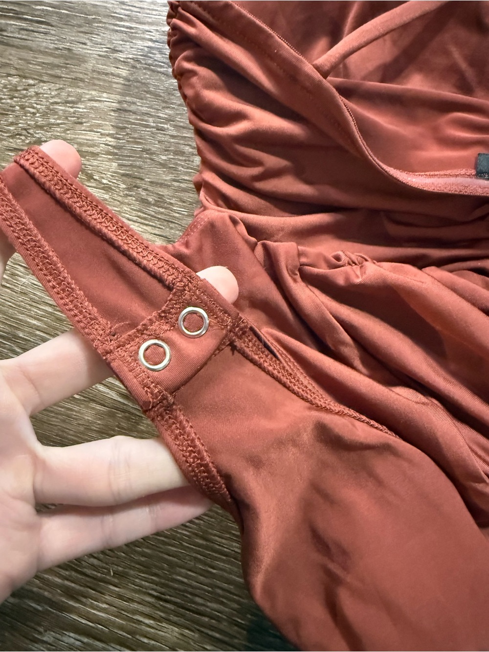 Express Body Contour Ruched Bodysuit Rust - Picture 6 of 6